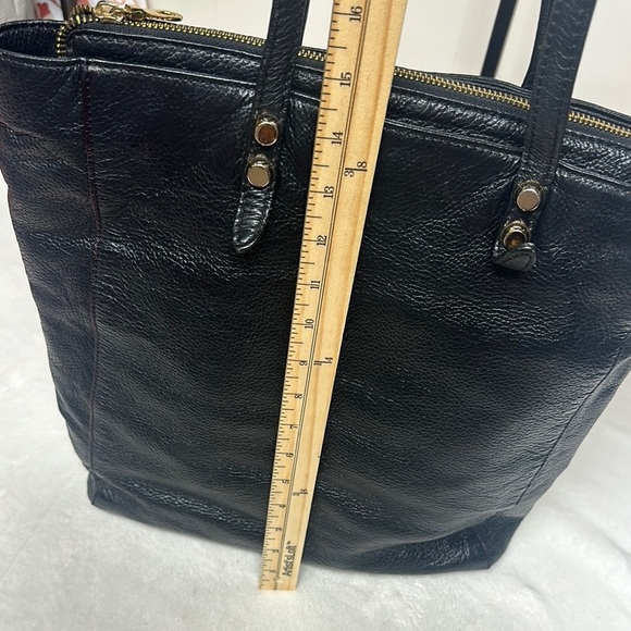 Spacious Black Leather Tote with Textured Finish - Picture 8 of 16